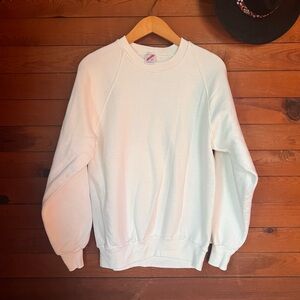 1980s Jerzees White Crewneck Sweater